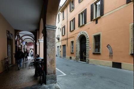 Red Appartamento Immerso Tra Le Mura Bolognesi — Photos 2
